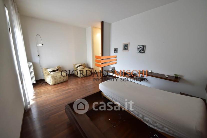 Appartamento in Via A. Villa 20 — foto 40 di 53