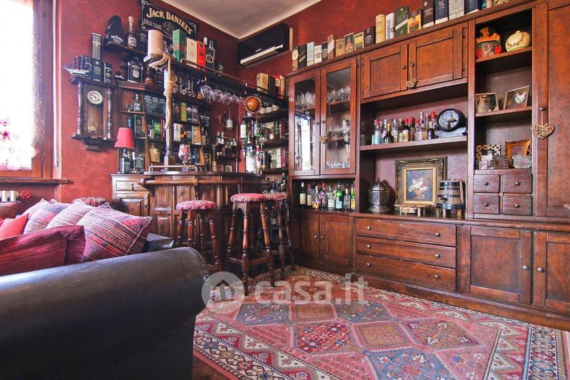 Villa in Via Alessandro Tadino 3 — foto 15 di 52
