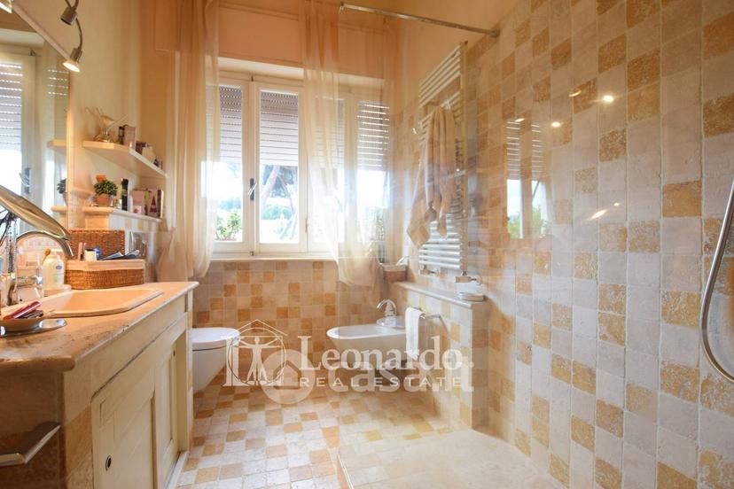 Appartamento in Via Aurelia Sud — foto 18 di 40
