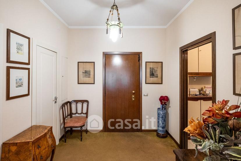 Quadrilocale in Via Giovanni Battista Fauchè 1 — foto 38 di 38