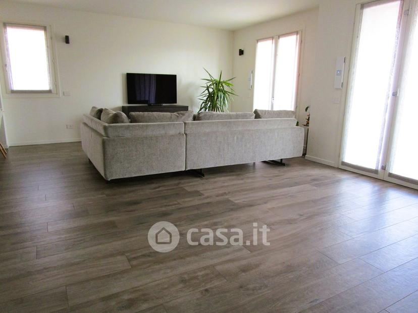 Trilocale in Via Don Luigi Sturzo 19 — foto 11 di 49