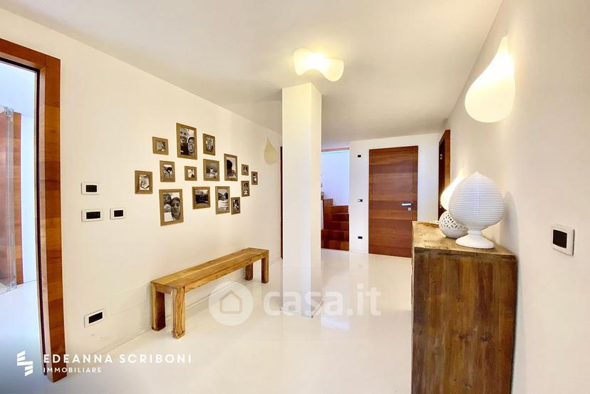 Villa in Via Aurora — foto 31 di 59