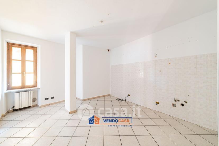 Trilocale in Via Costanzo Rinaudo 18 — foto 18 di 20