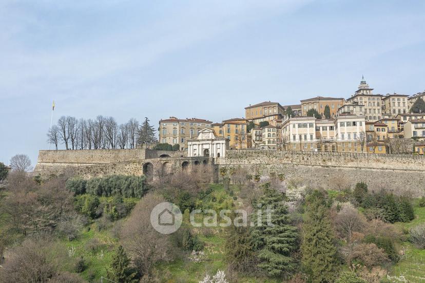 Bilocale in Via Carlo Vigliani 4 — foto 28 di 39