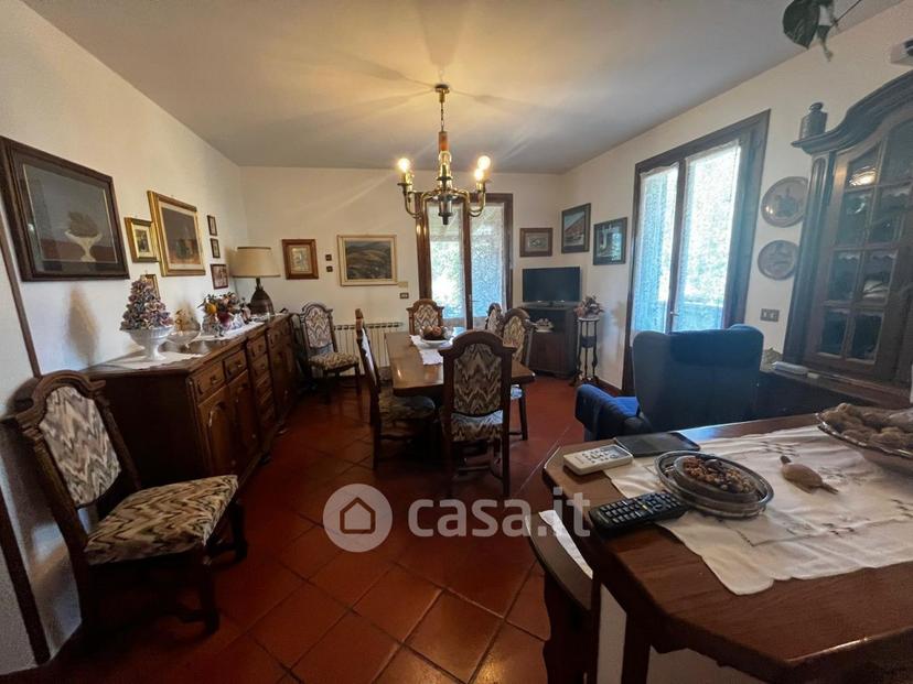 Villa in Via Tommaso Moro — foto 5 di 47