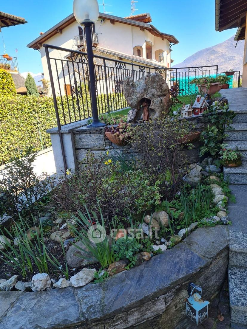 Villa in Via Madonna delle Grazie — foto 34 di 48
