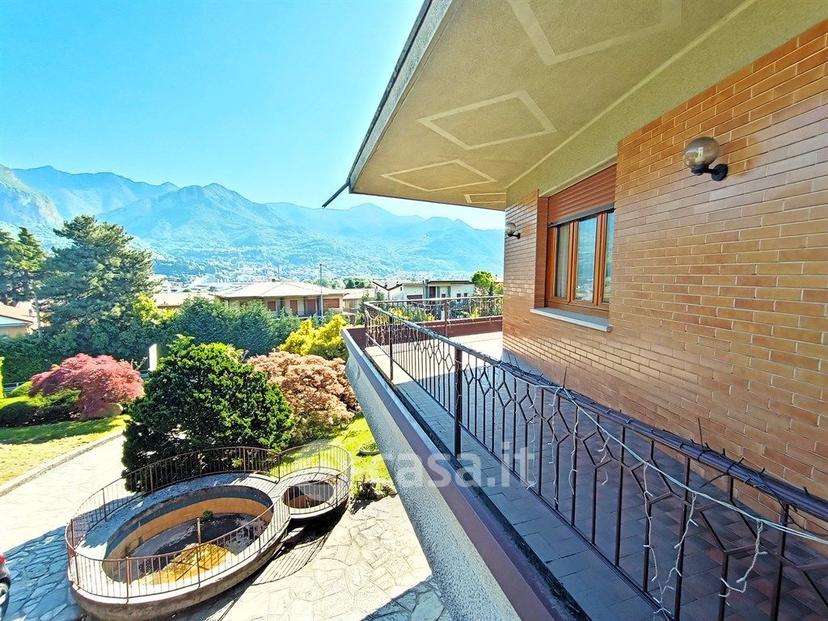 Villa in Via Spluga 32 — foto 23 di 38