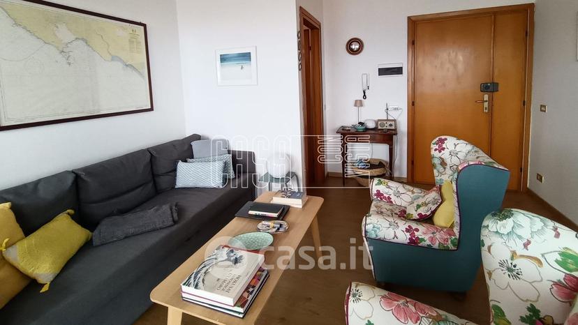 Trilocale in Via A. Bacigalupi 26 — foto 9 di 17