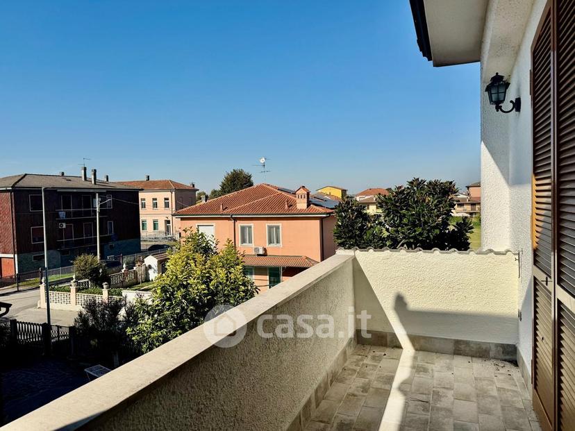 Villa in Via Adige — foto 18 di 45
