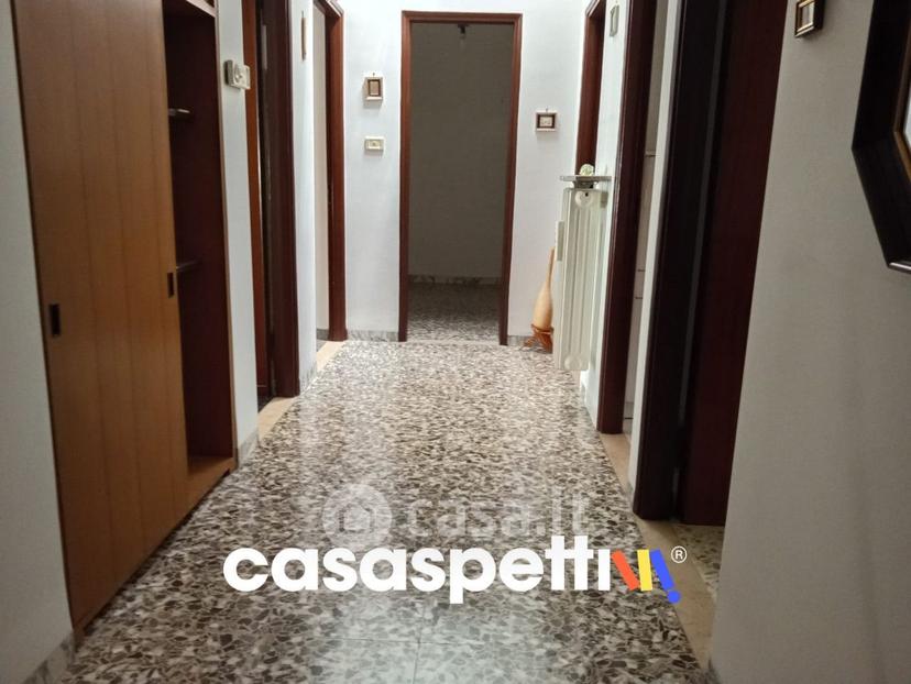 Trilocale in Via Luigi Miccoli — foto 2 di 21