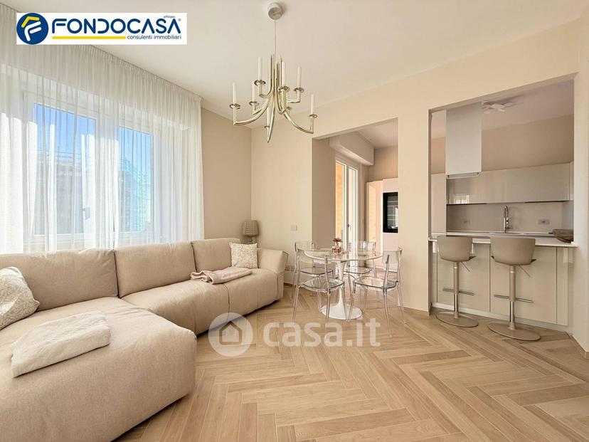 Quadrilocale in Via dei Conradi 6 — foto 2 di 30