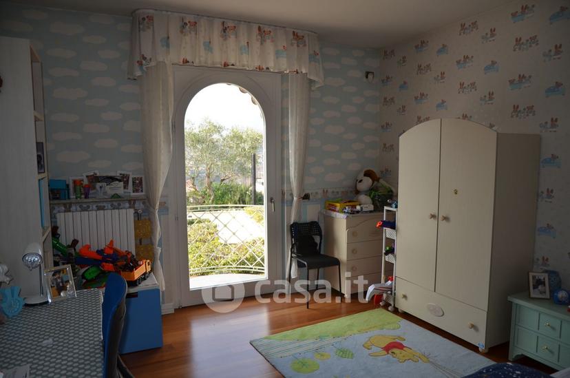 Villa in Via Federico Odorici 68 — foto 18 di 53