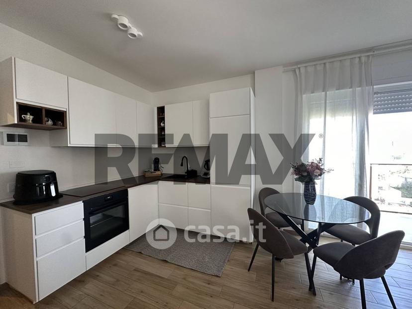 Trilocale in Via Vincenzo Roppo 72 — foto 8 di 11