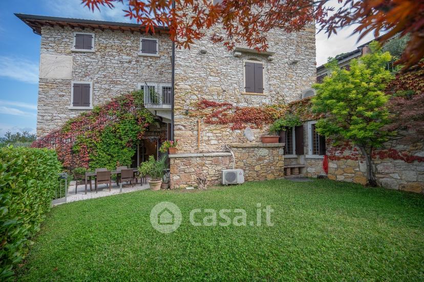 Quadrilocale in Viale Fratelli Lavanda 3 — foto 4 di 36