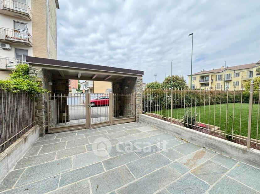 Trilocale in Via Giulio Monteverde 22 — foto 13 di 32