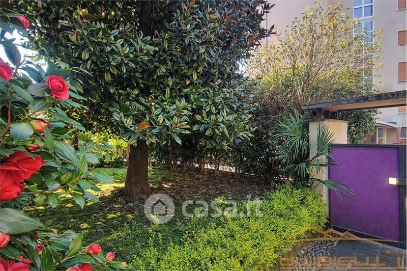 Villa in Via Edmondo de Amicis 6 — foto 44 di 51