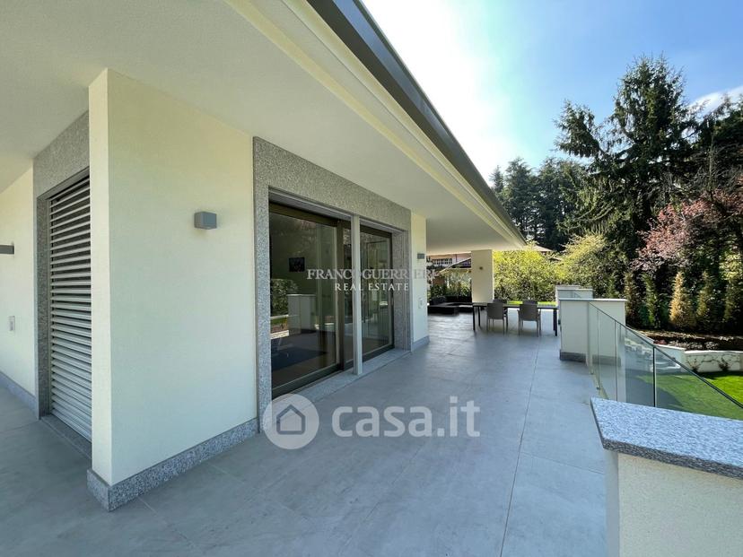 Villa in Via Alcide de Gasperi — foto 29 di 29
