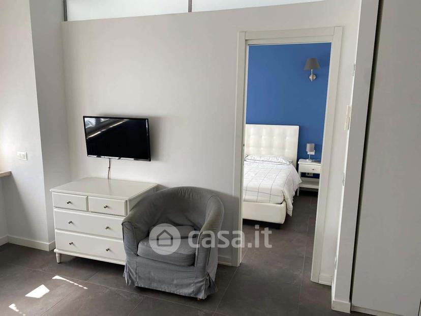 Bilocale in Via Francesco Crispi 59