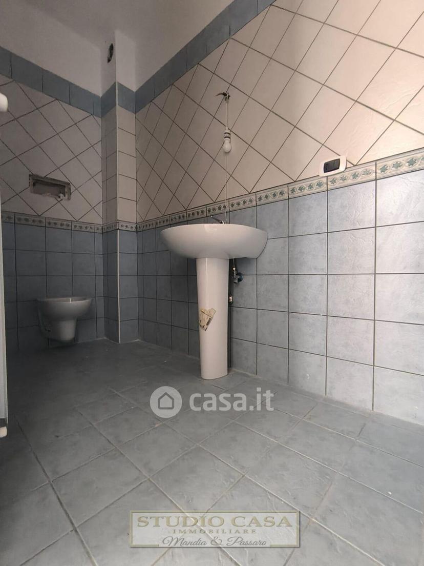 Trilocale in Via Santa Rosa 151 — foto 8 di 15