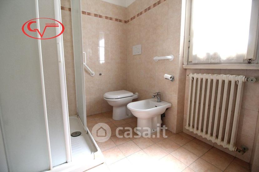 Trilocale in Via della Costituzione — foto 15 di 18