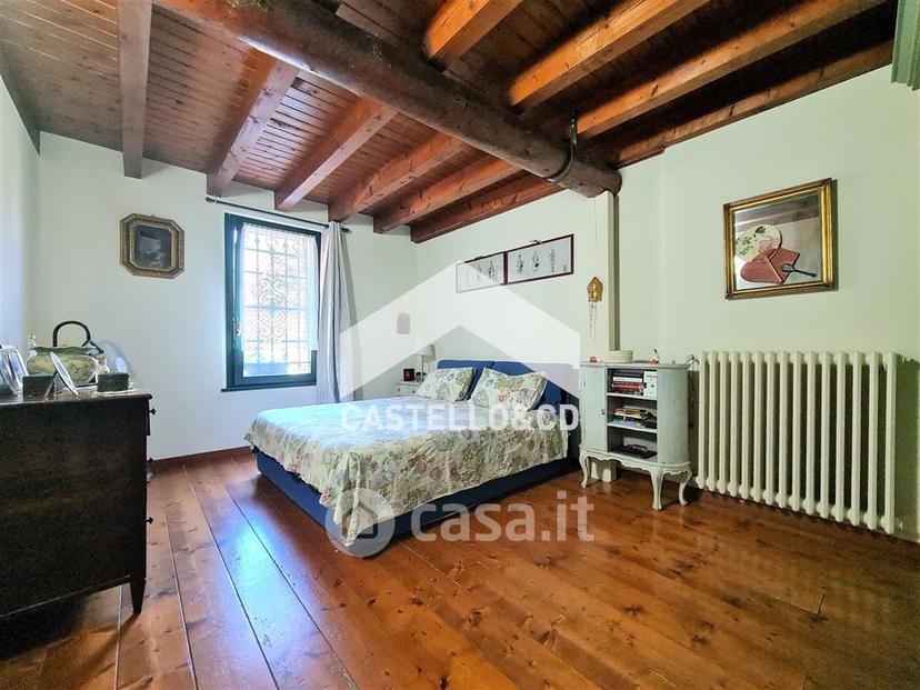Villa in Via Papa Giovanni XXIII 1 — foto 14 di 36