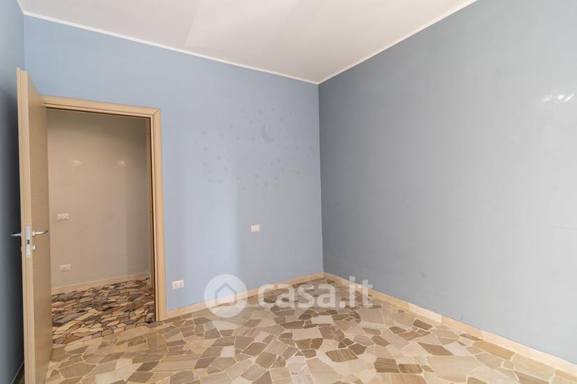Trilocale in Via Martiri di Marzabotto 81 — foto 15 di 28