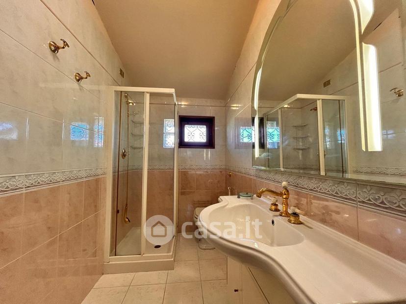 Villa in Via L. Raffaelli 63 — foto 5 di 36