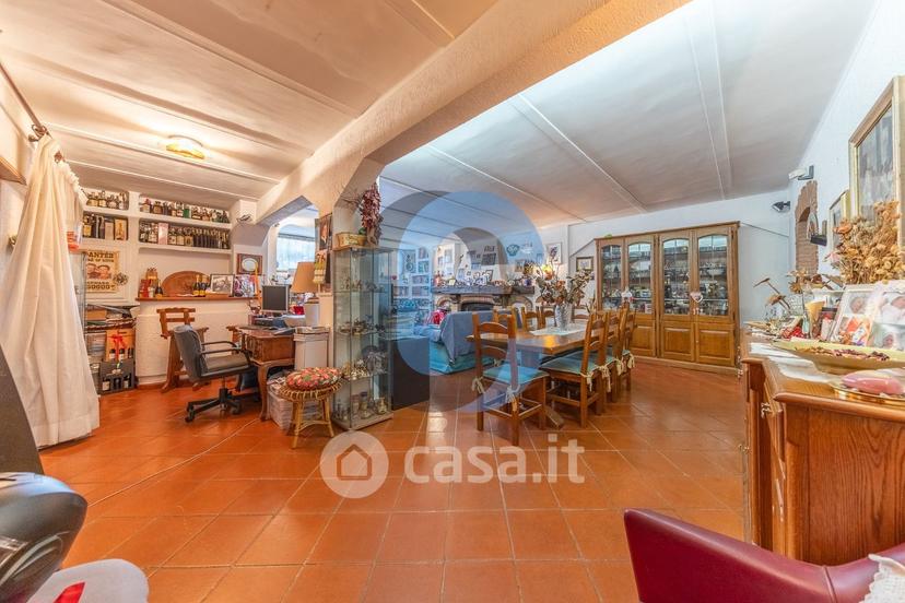Villa in Via Poggio Fiorito — foto 17 di 72