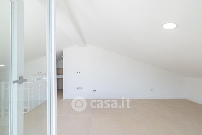 Quadrilocale in Via Goffredo Mameli 37 — foto 15 di 38