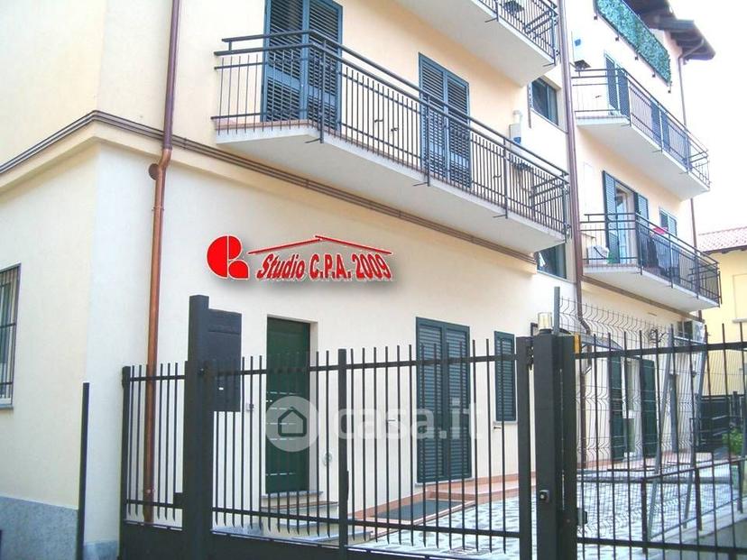 Trilocale in Via Alessandro Manzoni 10 — foto 30 di 45