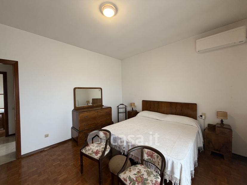 Trilocale in Via Enrico Toti 37 — foto 9 di 24