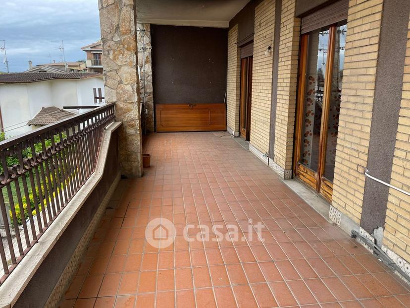 Trilocale in Via San Lorenzo 13 — foto 13 di 18