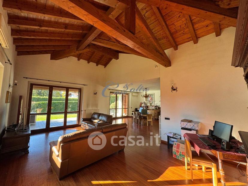 Villa in Strada Privata delle Acacie 16 — foto 20 di 33