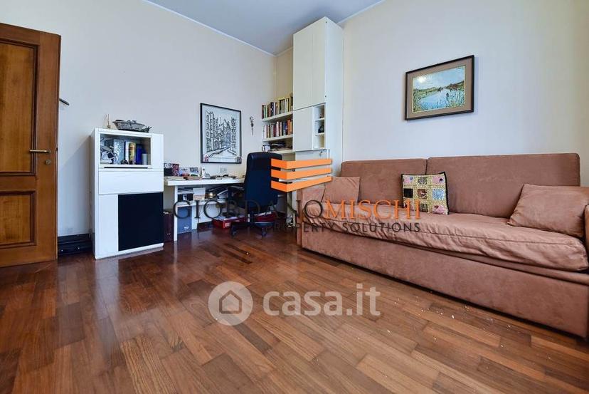 Appartamento in Via A. Villa 20 — foto 25 di 53