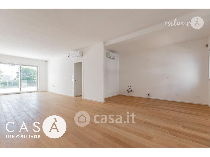 Quadrilocale in Via Ferdinando Magellano — foto 13 di 24