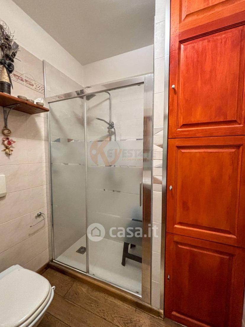 Appartamento in Via Walter Pasella 36 — foto 5 di 36