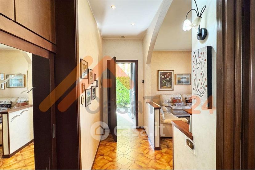 Trilocale in Via Sandro Pertini 4 — foto 4 di 30