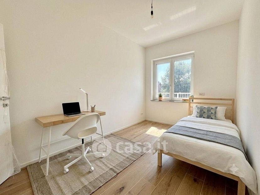 Trilocale in Via Don Orione 44 — foto 8 di 28