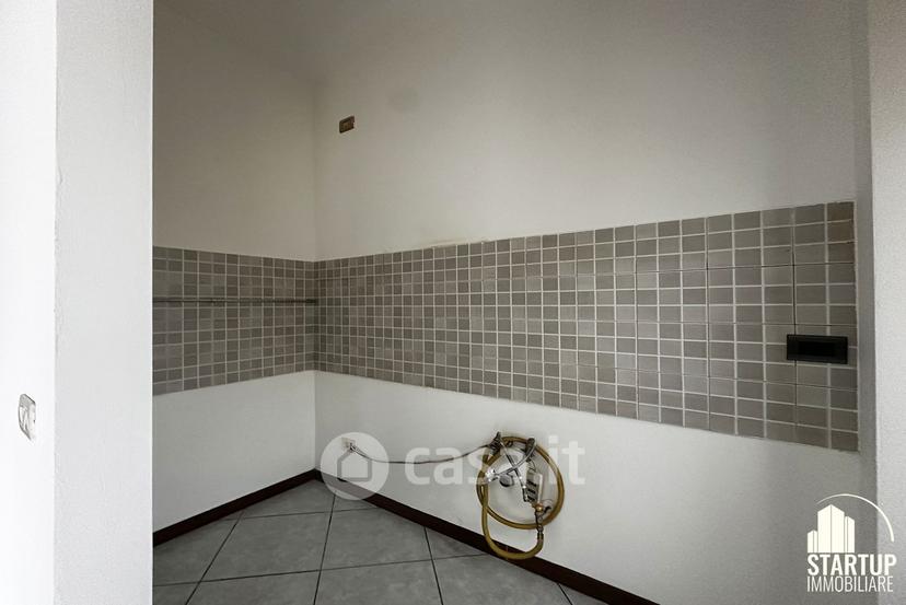 Trilocale in Via Carroccio 5 — foto 21 di 31