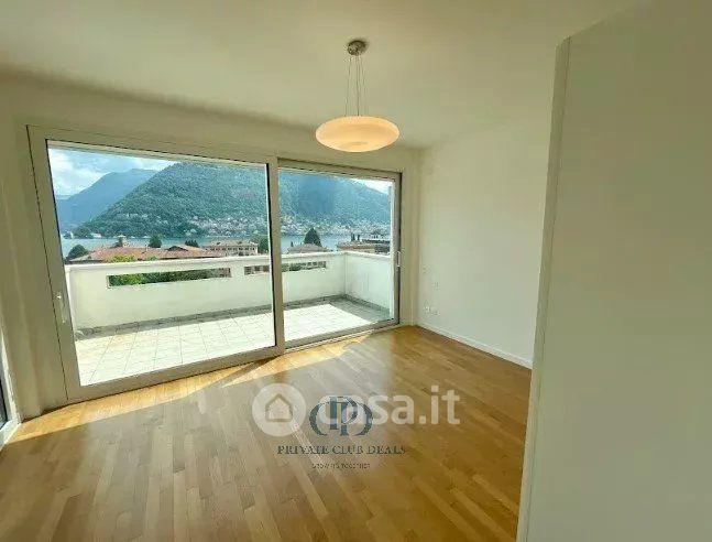 Appartamento in Via Giovio — foto 15 di 29