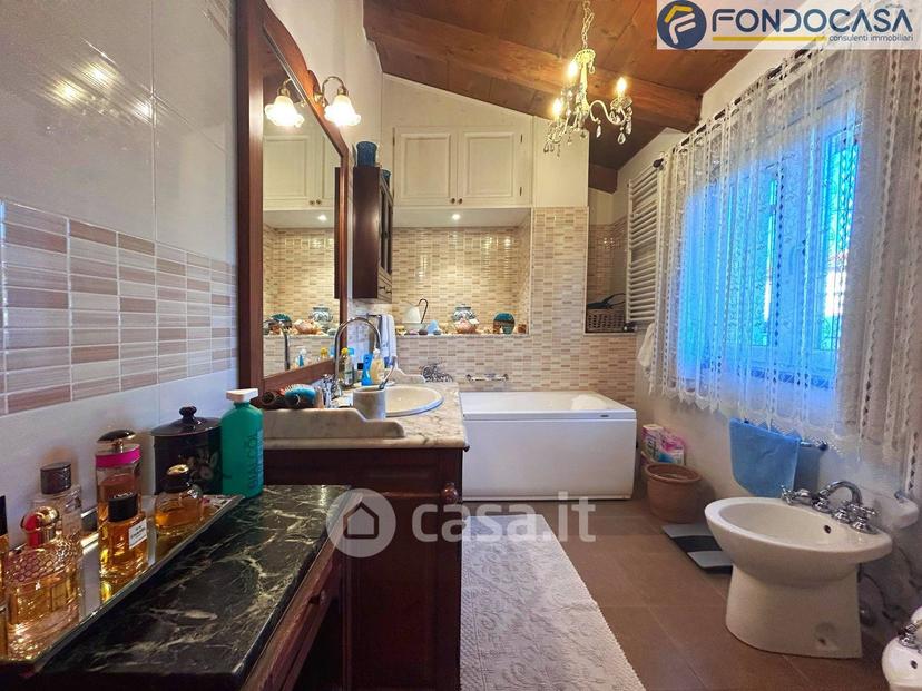 Villa in Via Bregoscia — foto 22 di 46