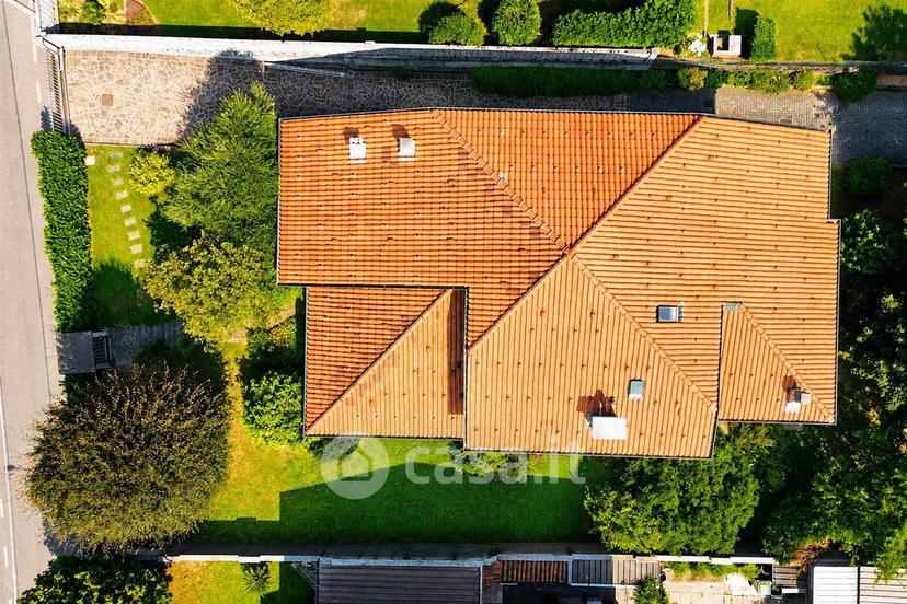 Villa in Via Enrico Fermi 9 — foto 18 di 45