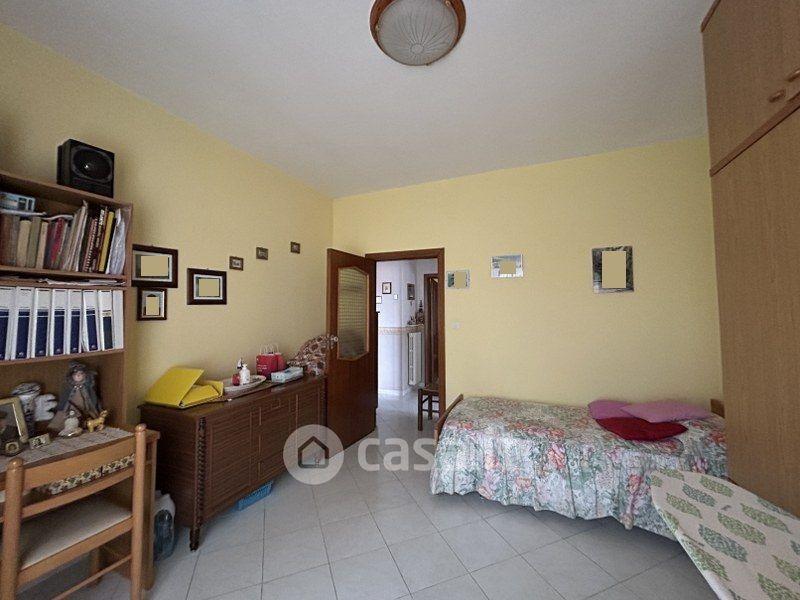 Trilocale in Via Adinolfi 13 — foto 6 di 19