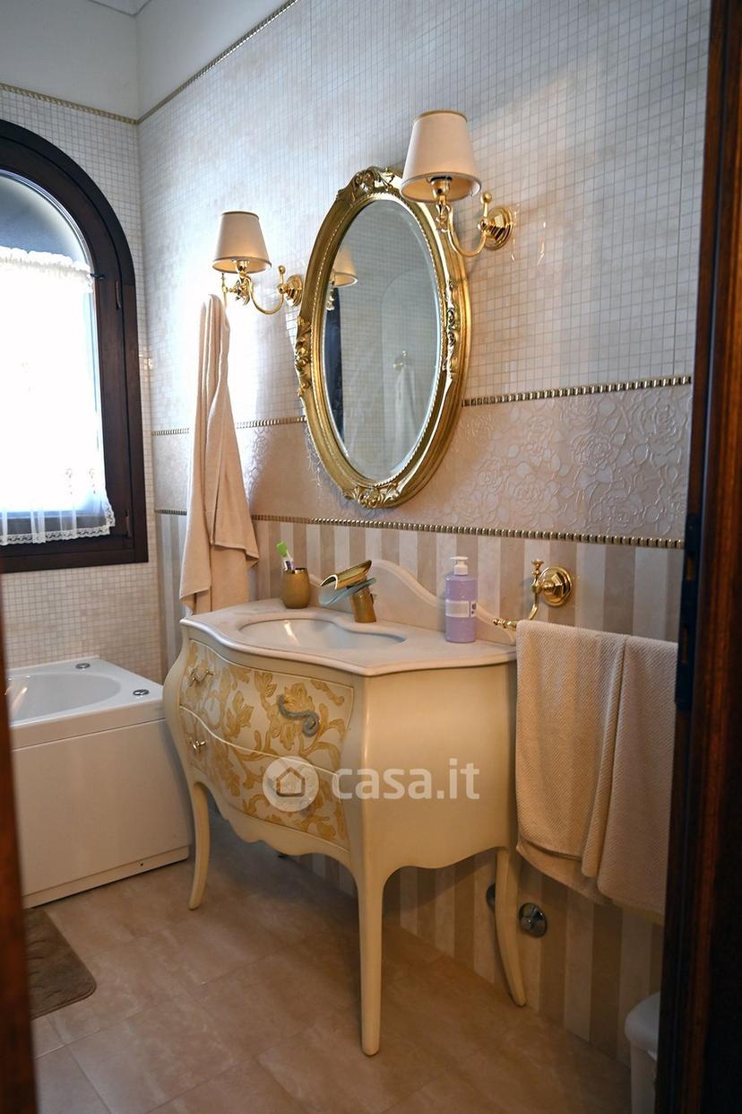 Villa in Via Giulio Cesare 62 — foto 79 di 105