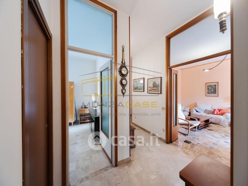 Trilocale in Viale Campania 56 — foto 29 di 35