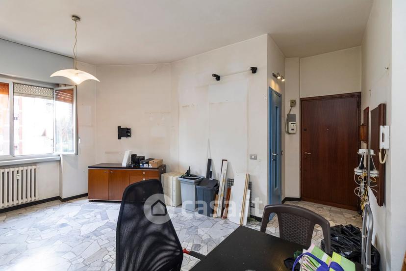 Bilocale in Via Sardegna 8 — foto 24 di 35