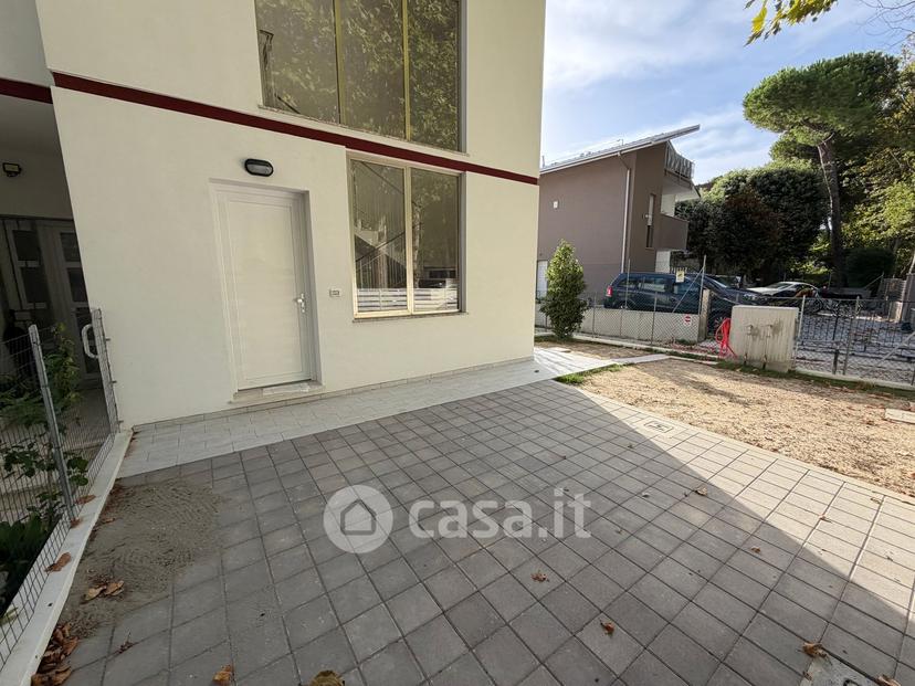 Appartamento in Viale Volturno 111 — foto 33 di 54