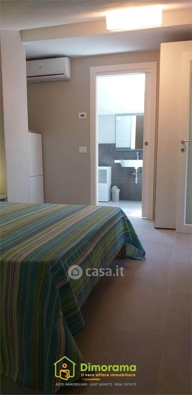 Appartamento in Via Michele Rosi 28 — foto 33 di 34