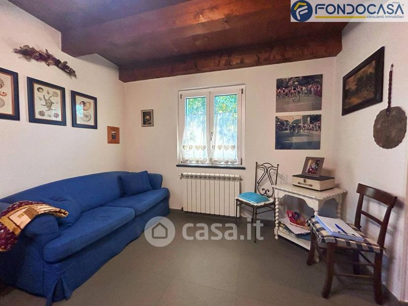 Villa in Via Bregoscia — foto 16 di 46