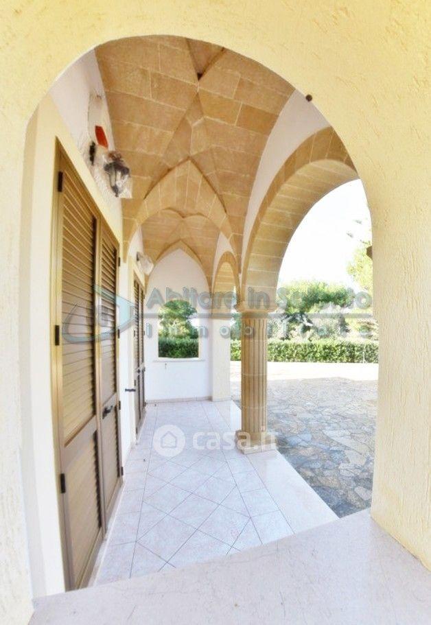 Villa in Pescoluse — foto 2 di 29